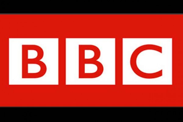 BBC News – Girl, 14, has 100-year-old body