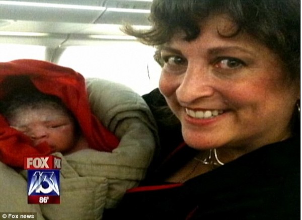 First-time mom gives birth  plane with the help of passengers and makeshift tools sterilized with vodka
