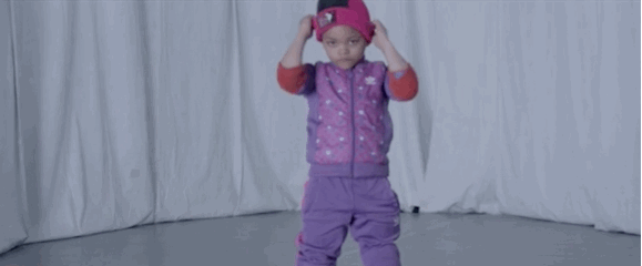 Unbelievable! 6 Year Old Girl Kicks It In Break Dancing Battle!